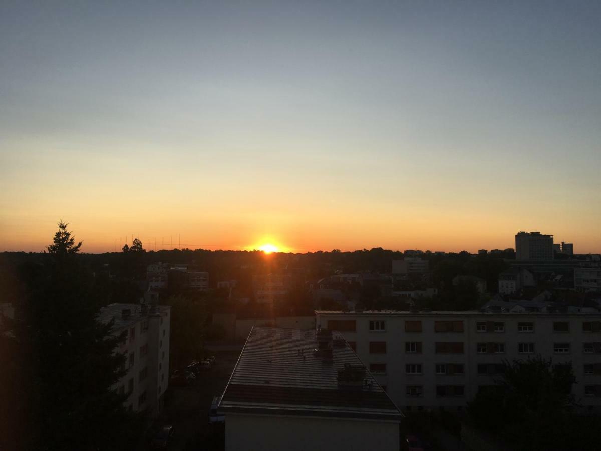 Suite Athena - Melun Gare Rer - Studio Avec Balcon Et Parking Exterior foto